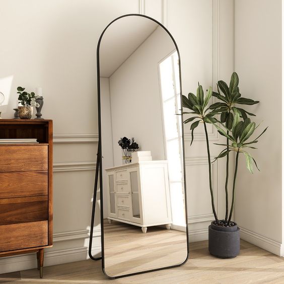 Specchio Pinterest con supporto e cornice dorata – SALDI