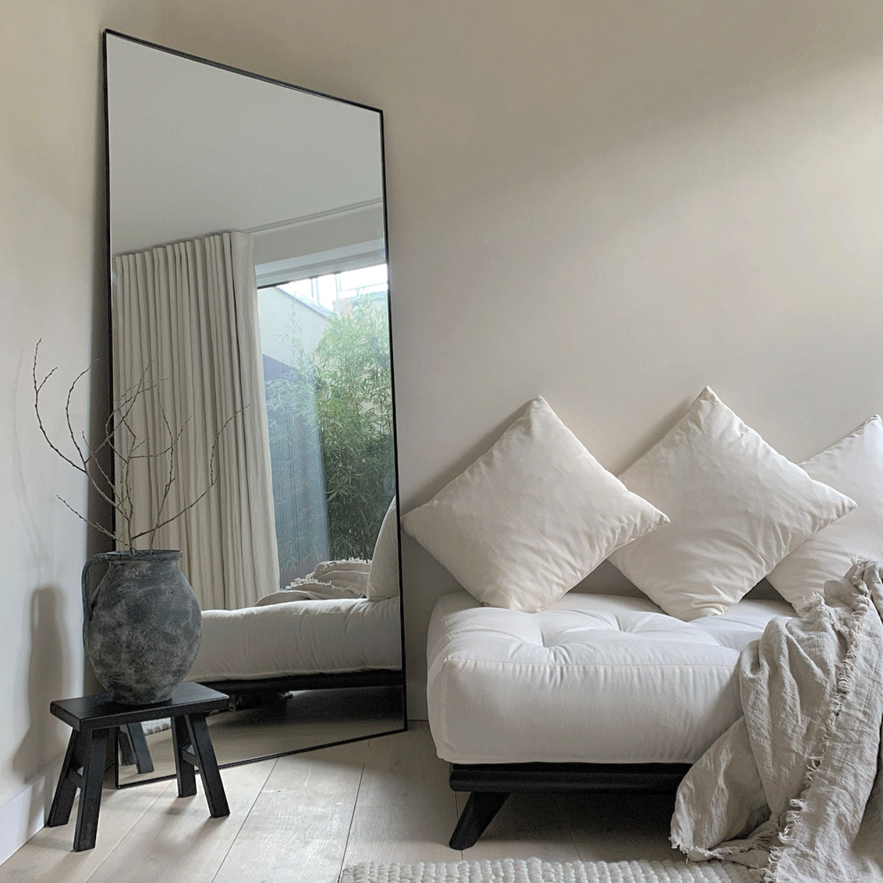 Xavril – Grande specchio a figura intera rettangolare in metallo nero, 179 cm x 80 cm