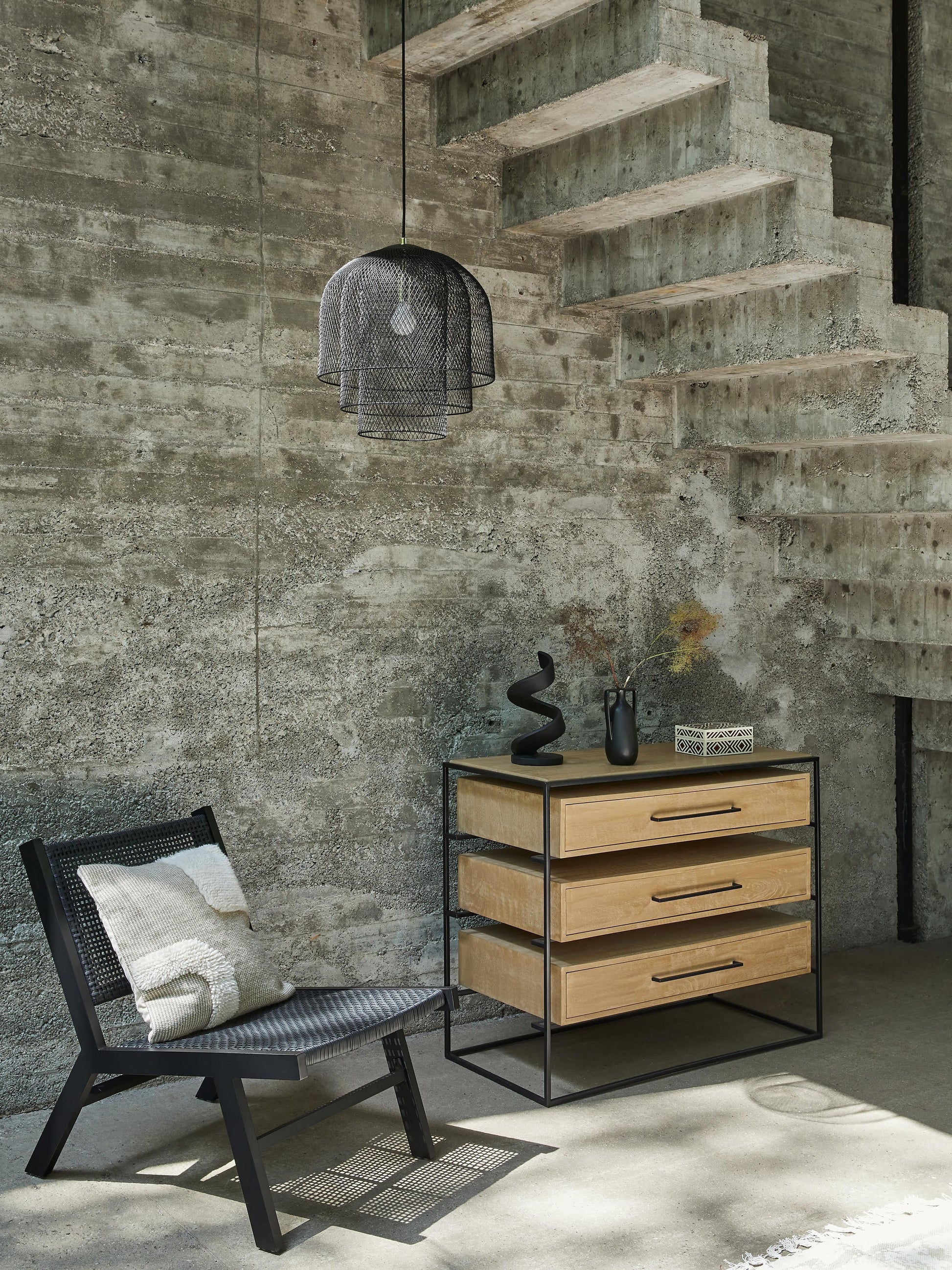 Cassettiera in legno di mango Lyle