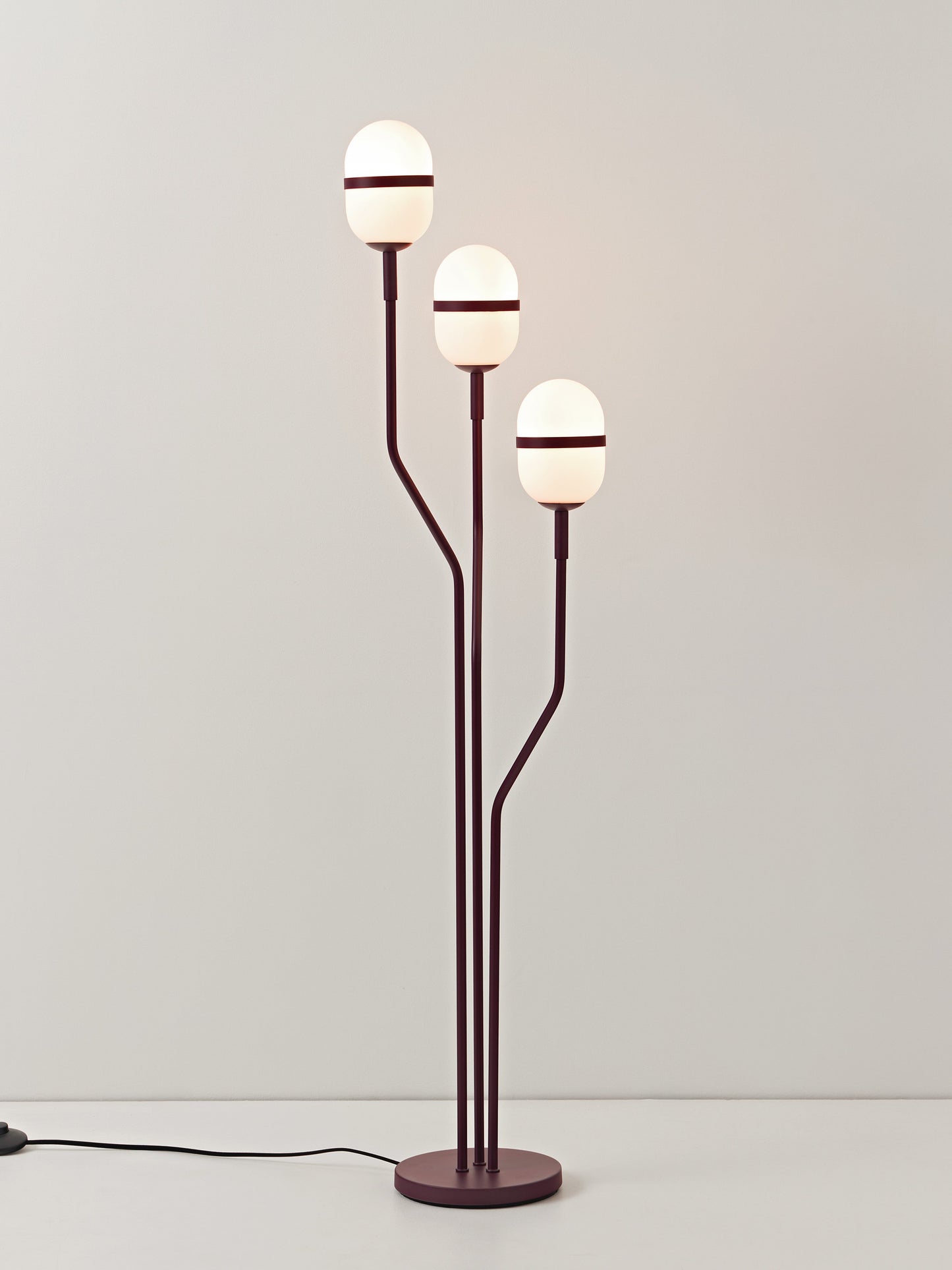 Lampada da terra Yasna