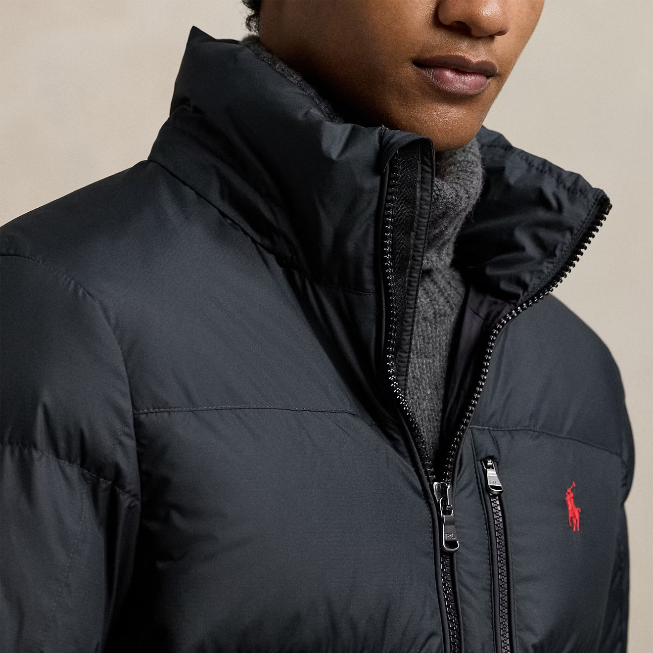 Elegante Polo Ralph Lauren Daunenjacke in klassischem Schwarz von Gorham