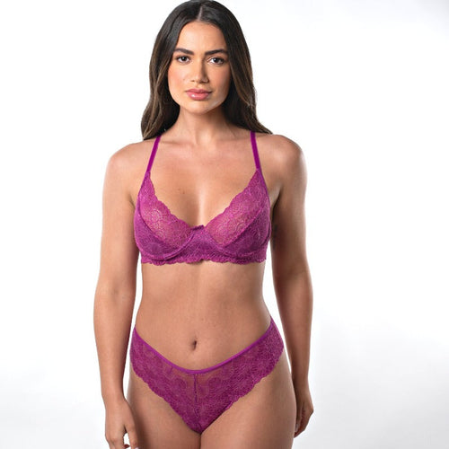 Conjunto Encanto em Renda Sutiã Meia-Taça e Calcinha Biquini
